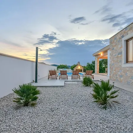 Villa House Jure With Private Pool Brkic