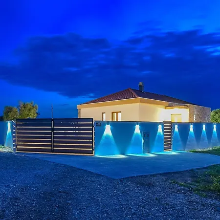 House Jure With Private Pool Brkic