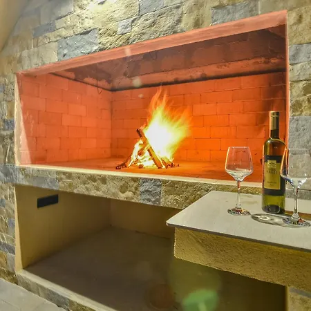House Jure With Private Pool * Brkic